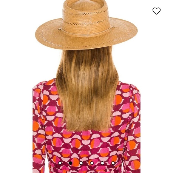 Straw Wide-Brim Boater Hat in Natural